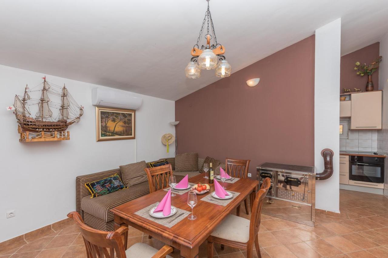 Holiday Home Frane Slivno  Exterior foto